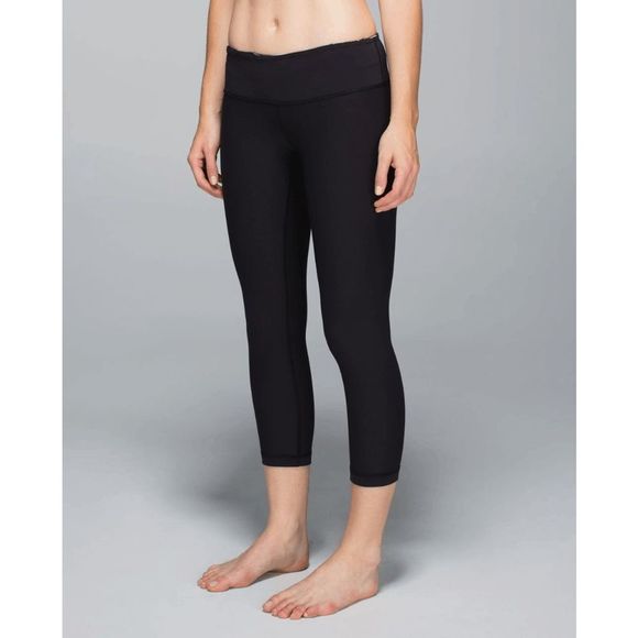 Lululemon Wunder Under Crop *Black /  Wi14 Quilt 3* Size 4 - Picture 1 of 10
